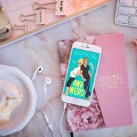 Kitty’s review & release blitz ~ Awk-Weird (Ice Knights Book 2) by Avery Flynn